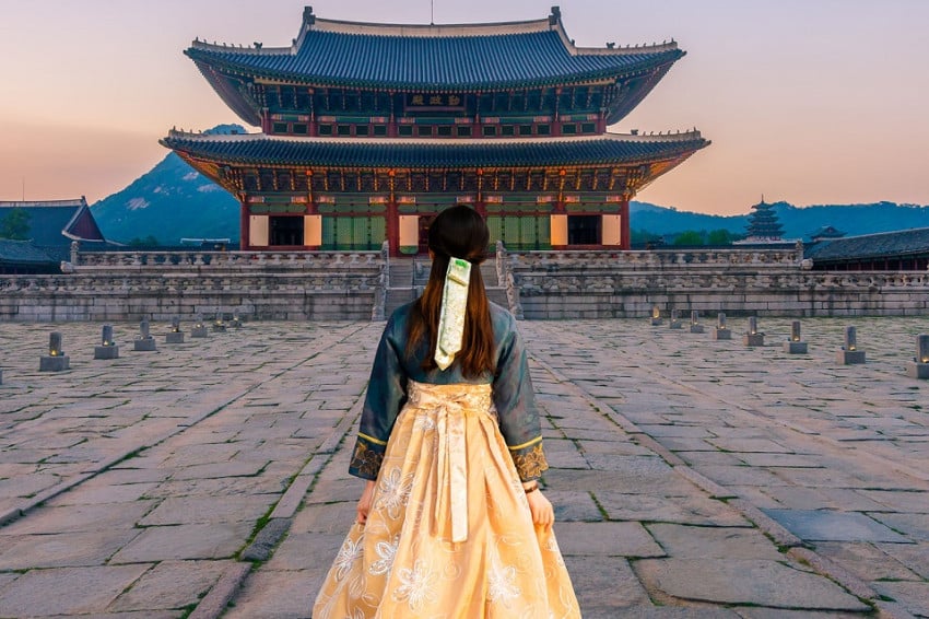 10 Negara Paling Cocok untuk Solo Traveling, Aman dan Ramah Wisatawan