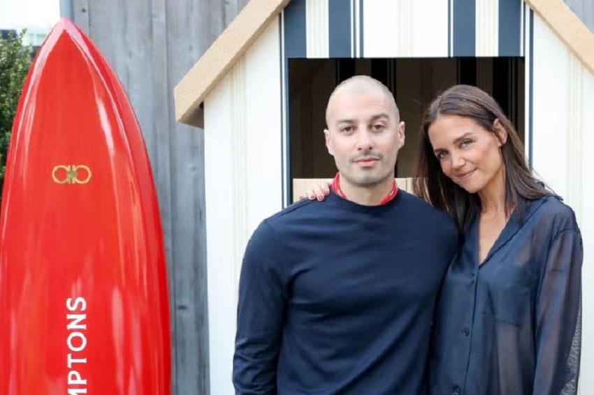 Katie Holmes Pamer Pacar Baru, Tampil Mesra di Depan Publik