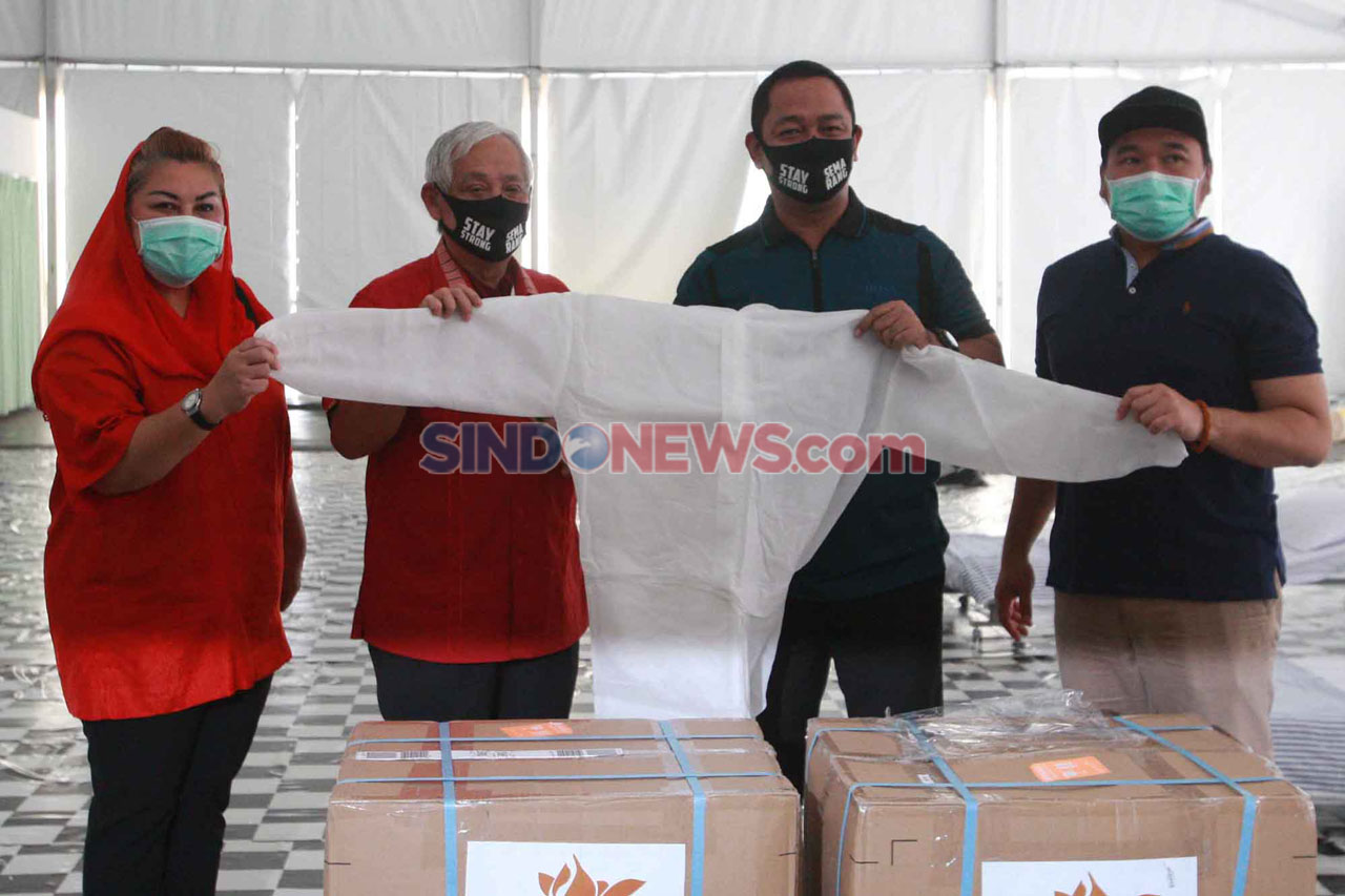 Megawati Bangun Tenda...