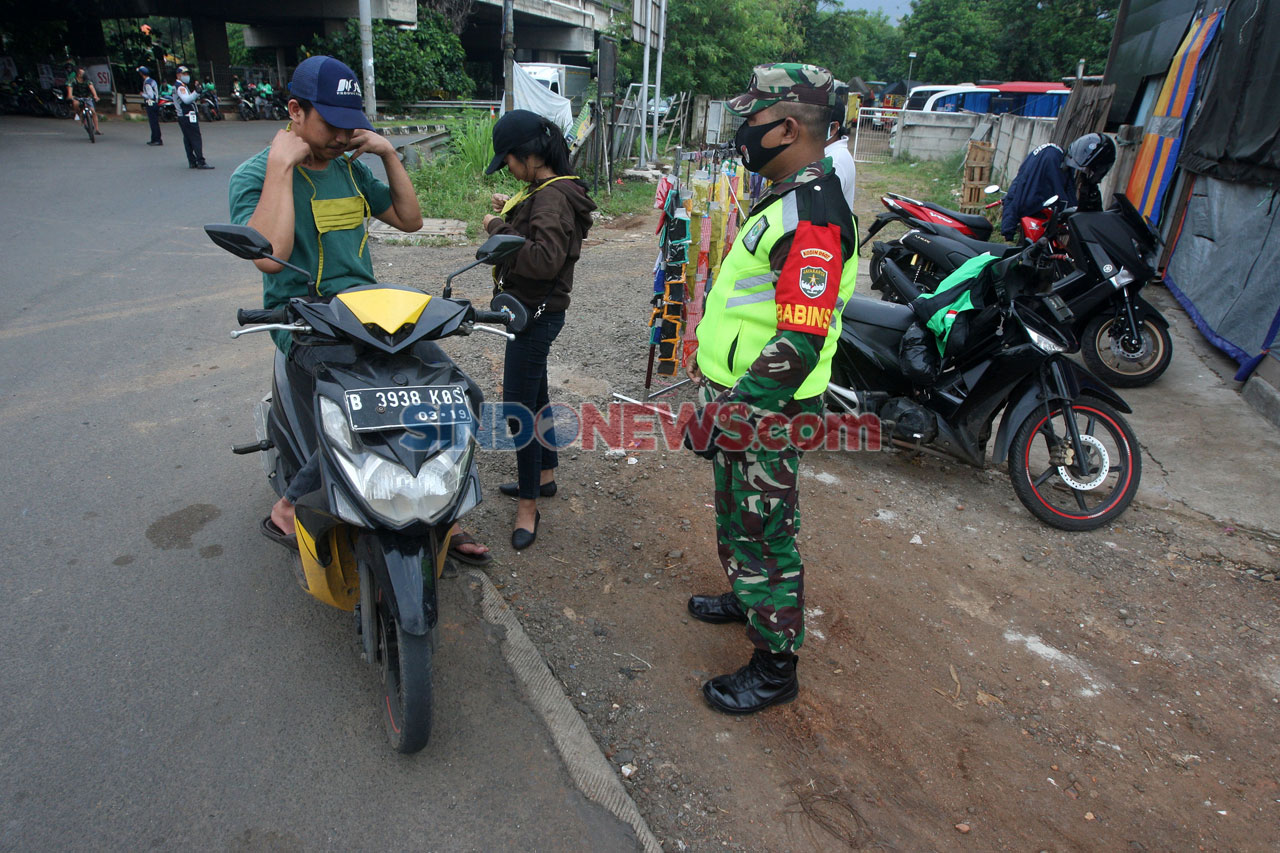 Petugas Gabungan Gelar...