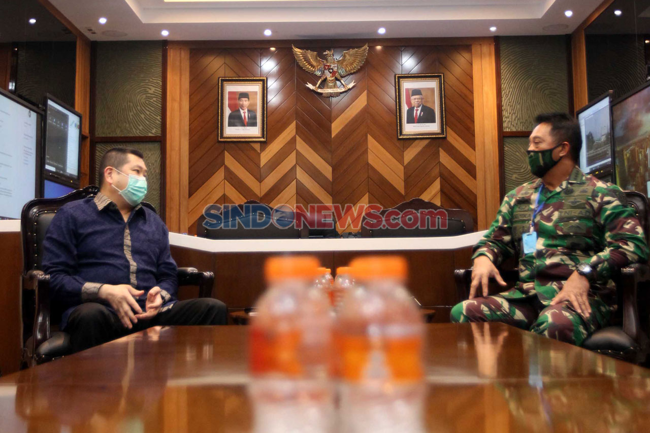 MNC Peduli Serahkan...