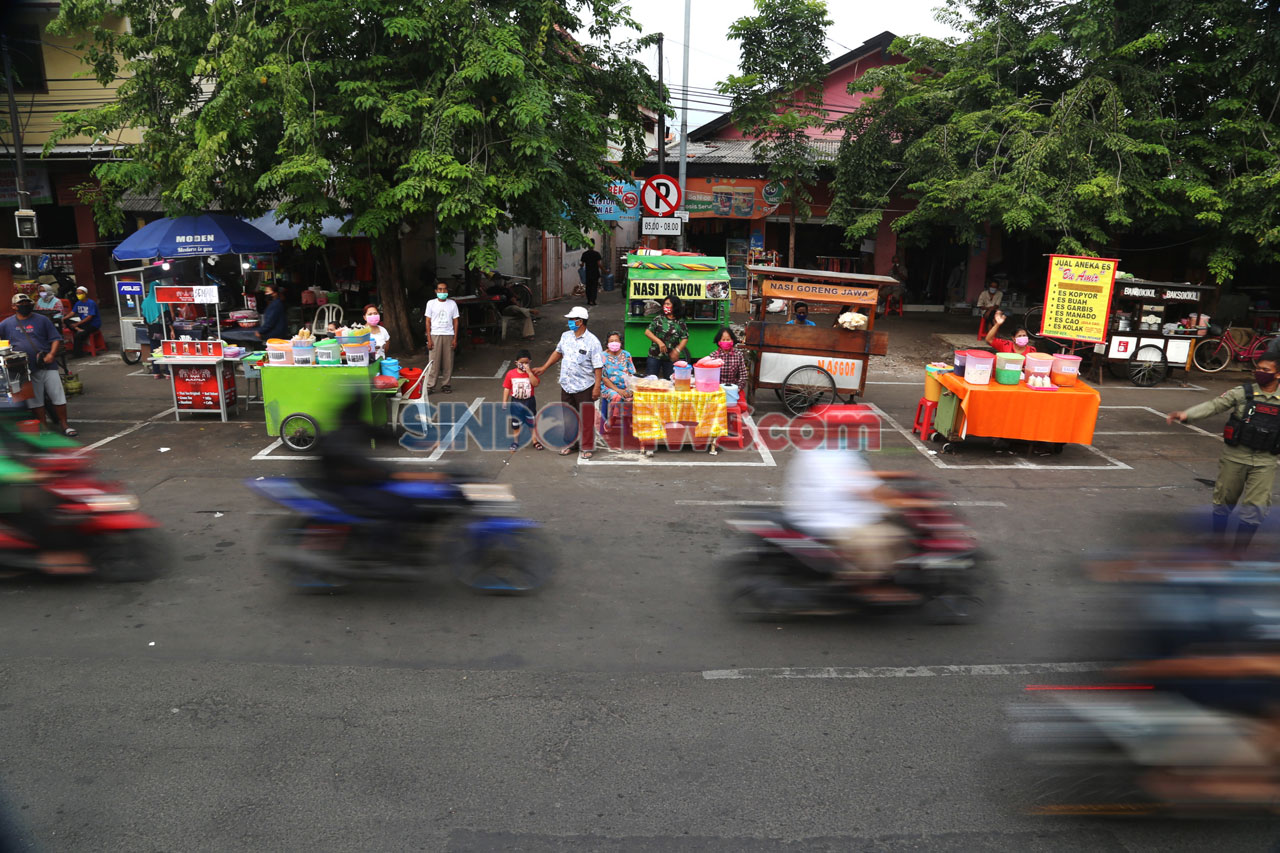 Penjual Takjil di Surabaya...