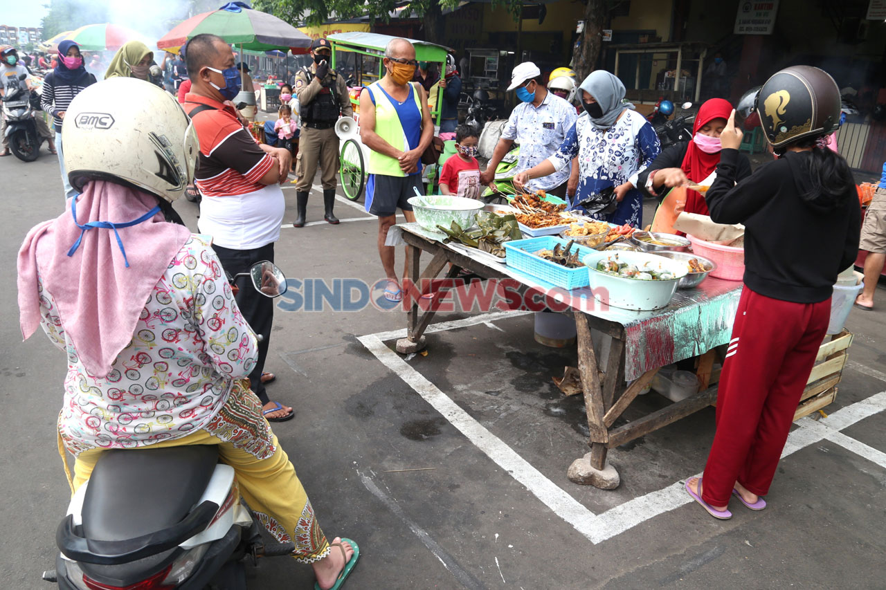 Penjual Takjil di Surabaya...