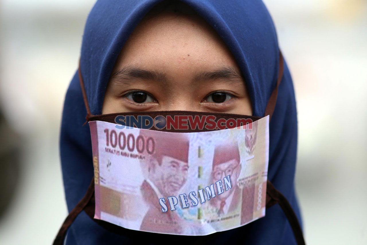 Relawan MCCC Gelar Aksi...