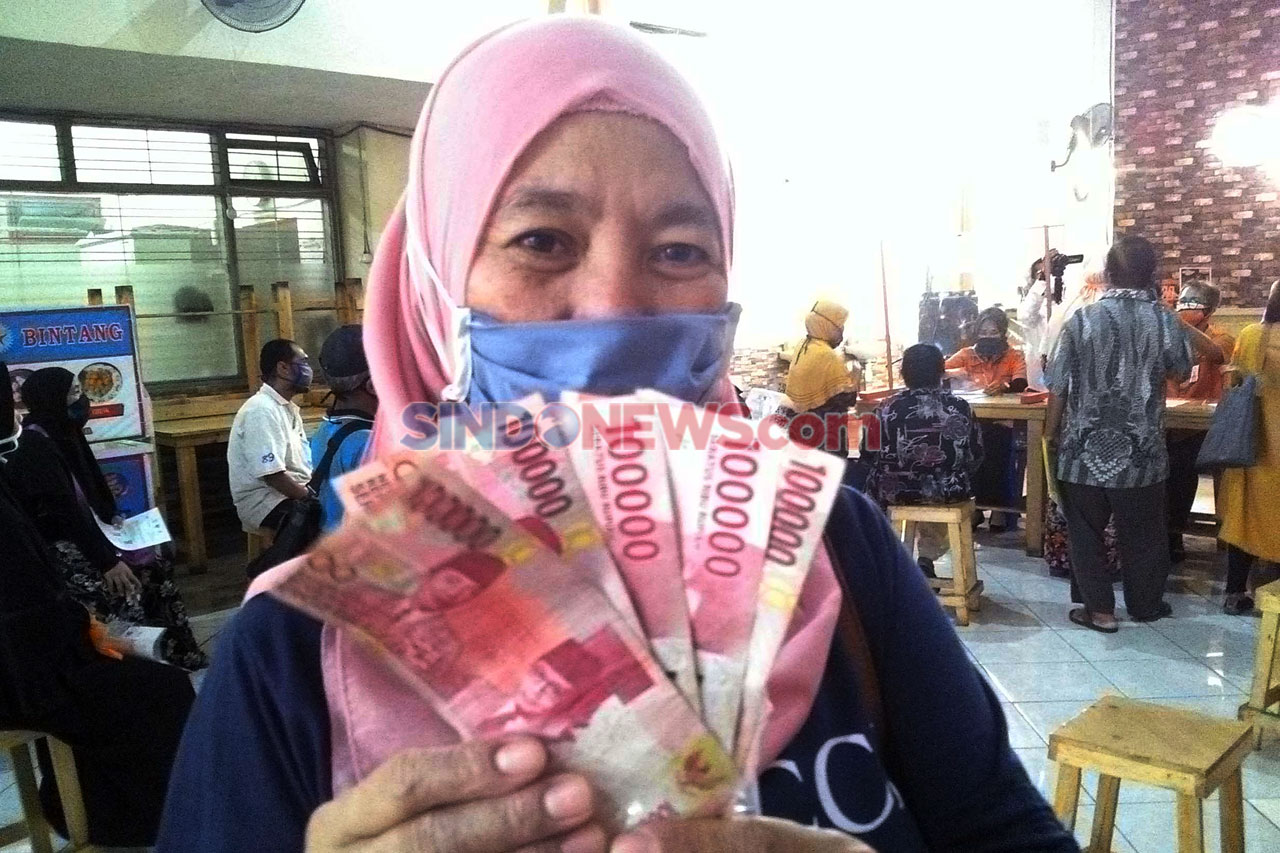 Warga Terdampak Covid-19...