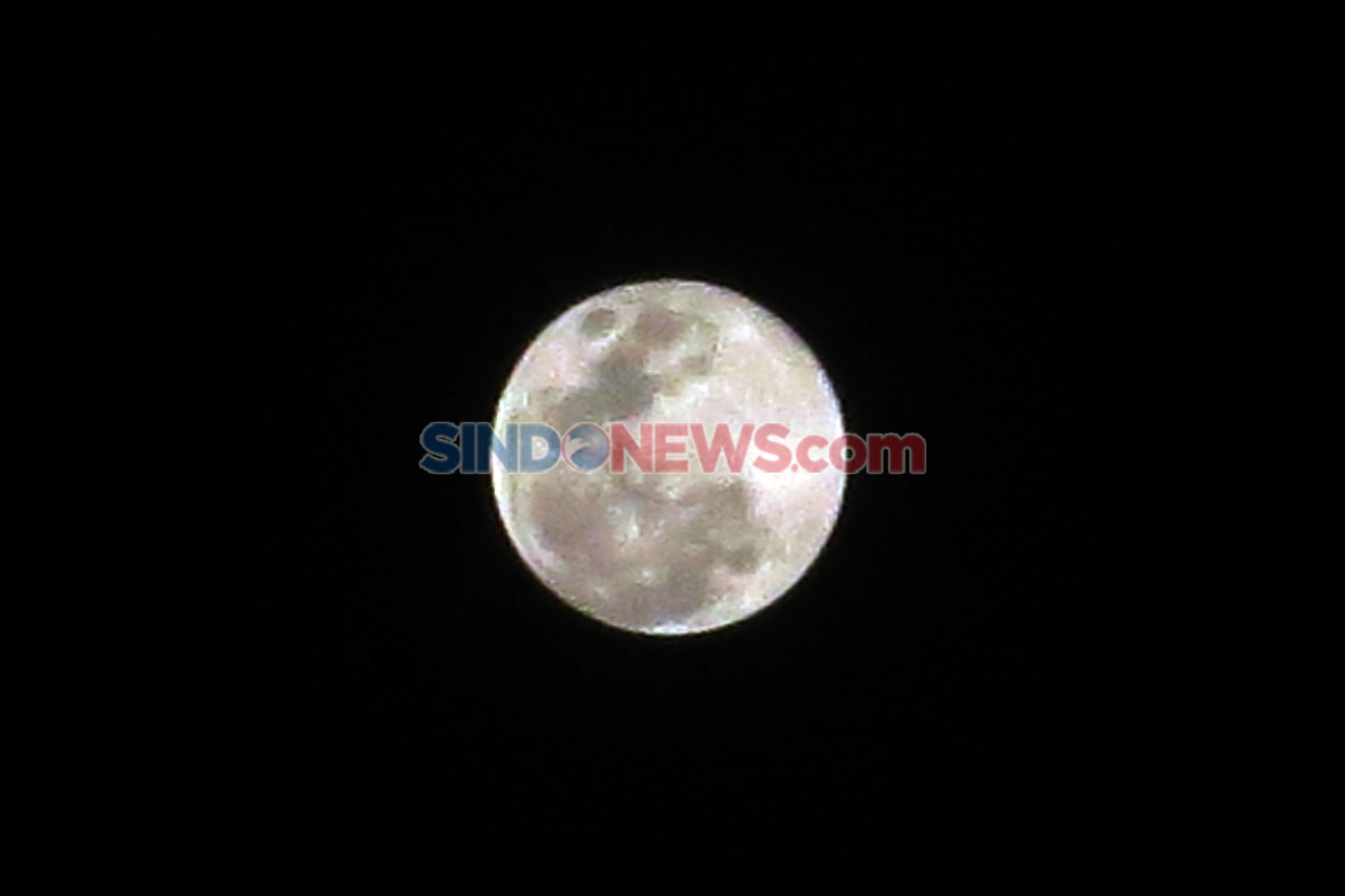Melihat Fenomena Supermoon...