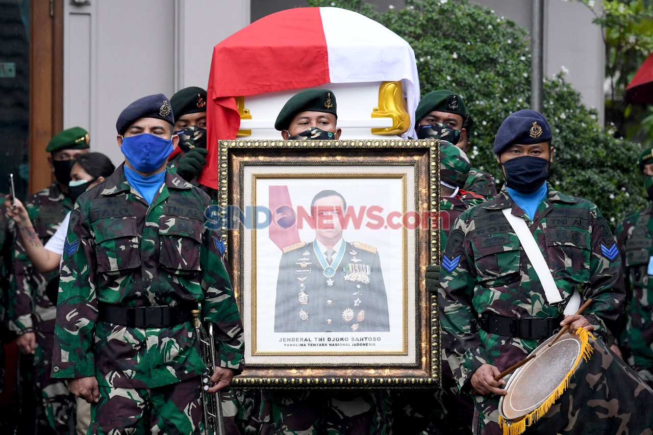 Jenazah Jenderal Djoko...
