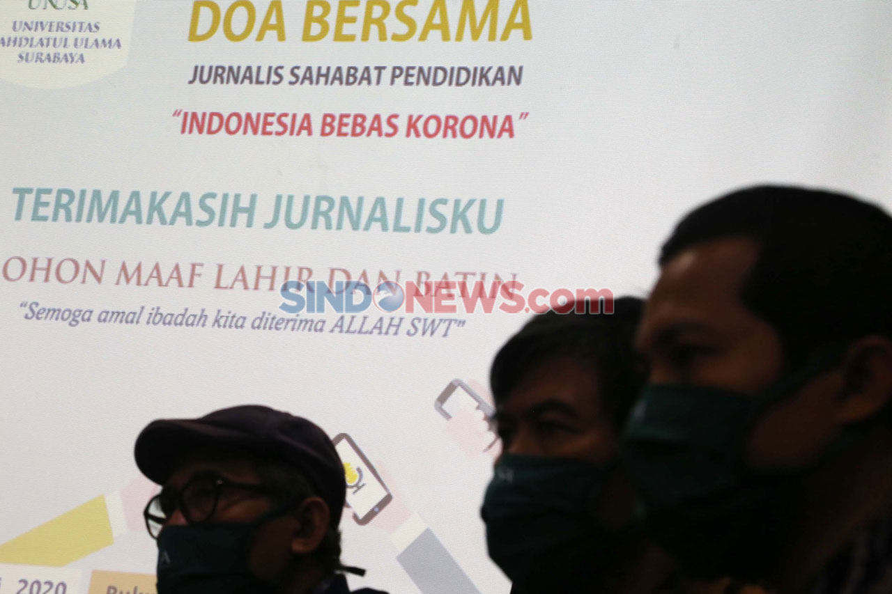 Jurnalis dan Unusa Gelar...