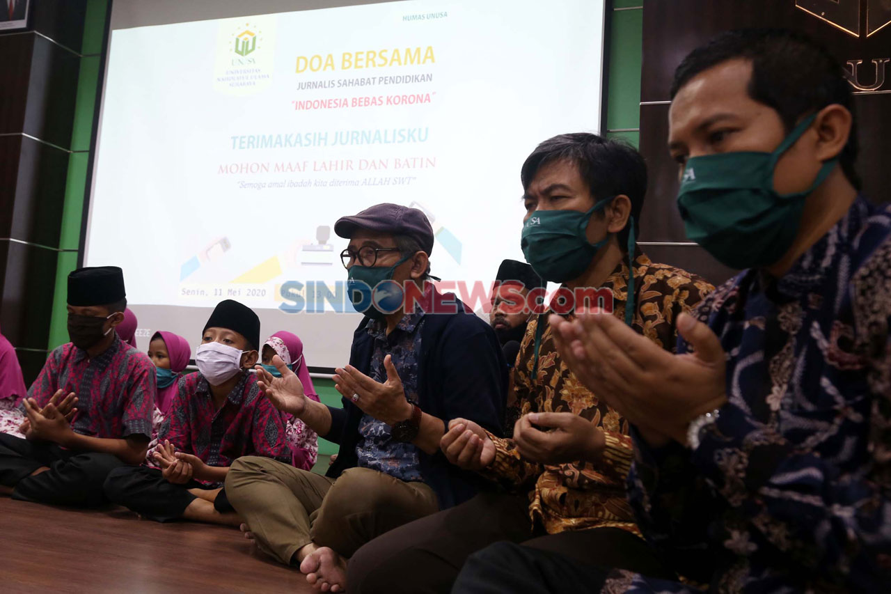 Jurnalis dan Unusa Gelar...