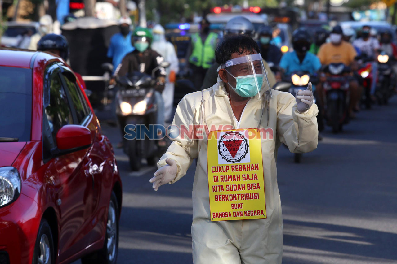 Bawa Keranda Mayat,...