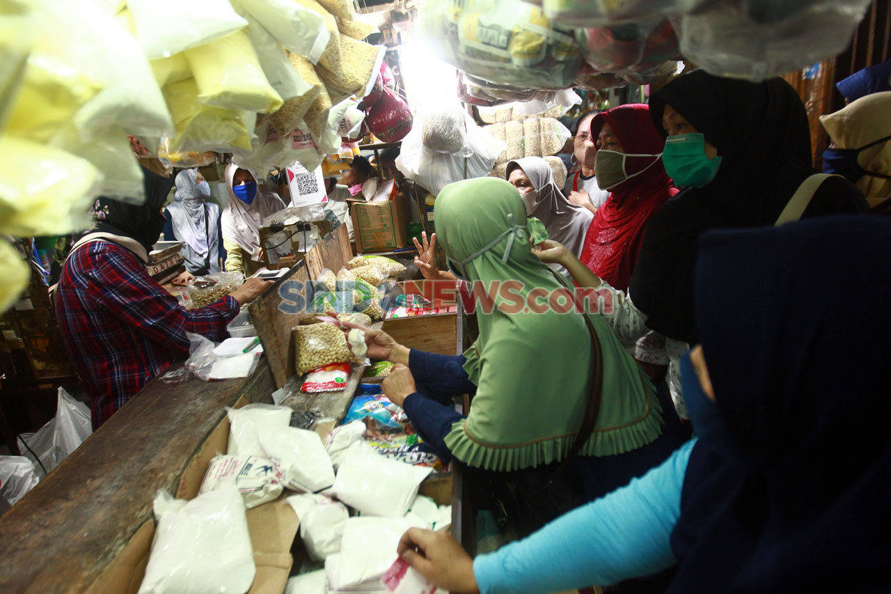 Jelang Lebaran, Pasar...