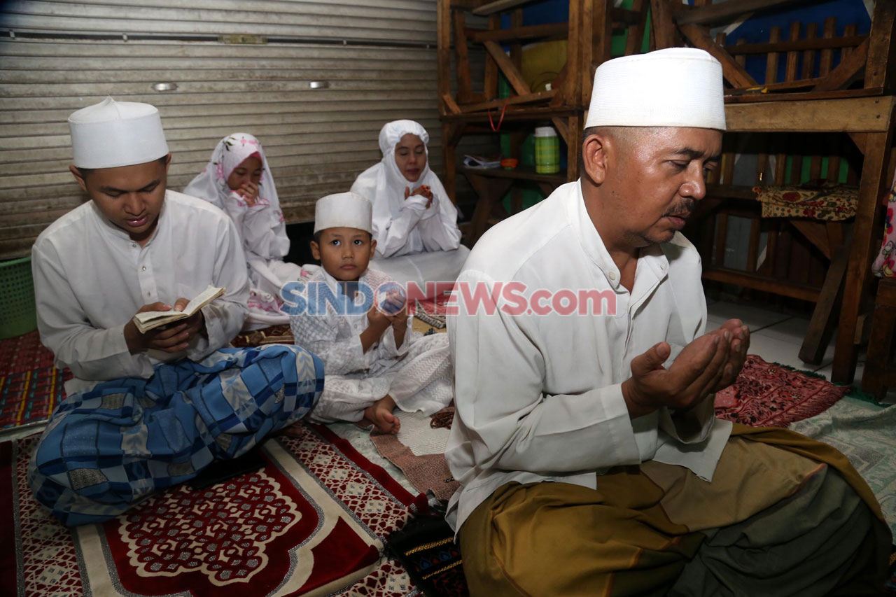 Keluarga Ini Manfaatkan...