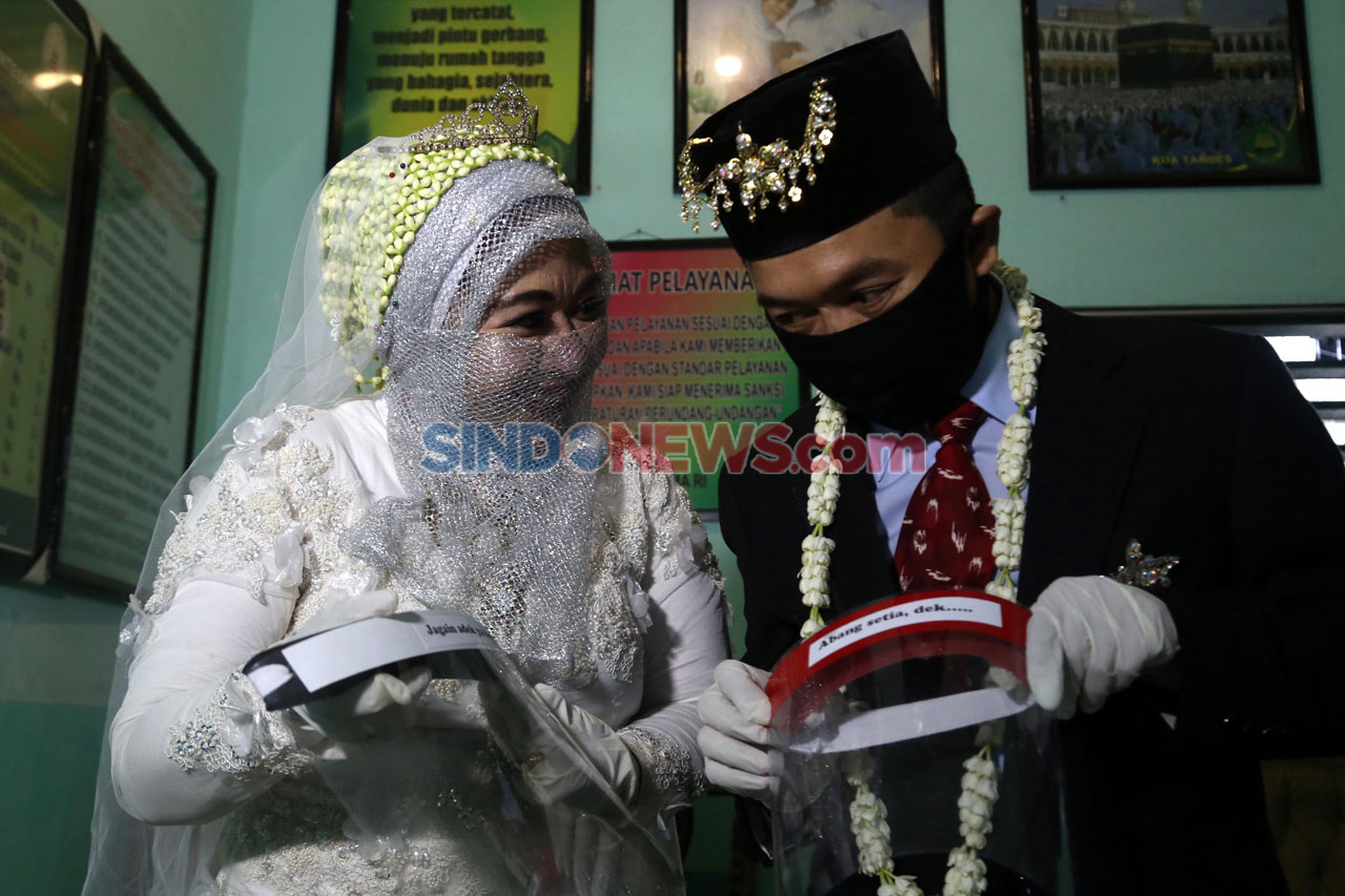Mengikat Janji Suci...