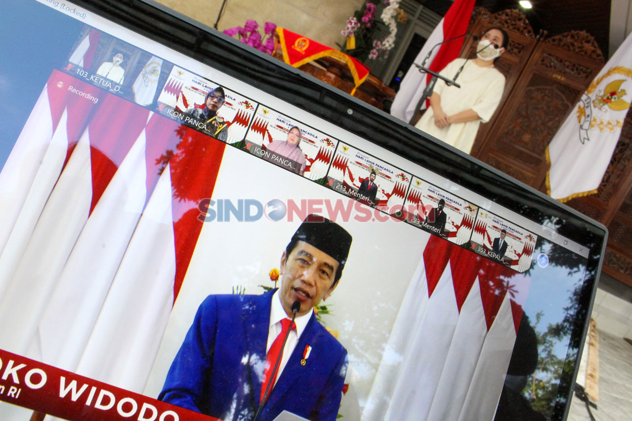 Ketua DPR Ikuti Upacara...