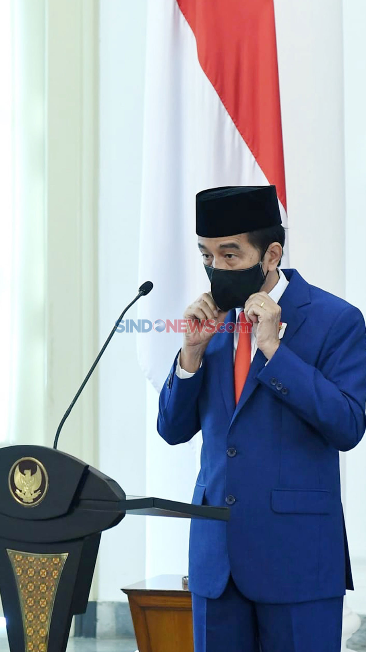Presiden Pimpin Upacara...