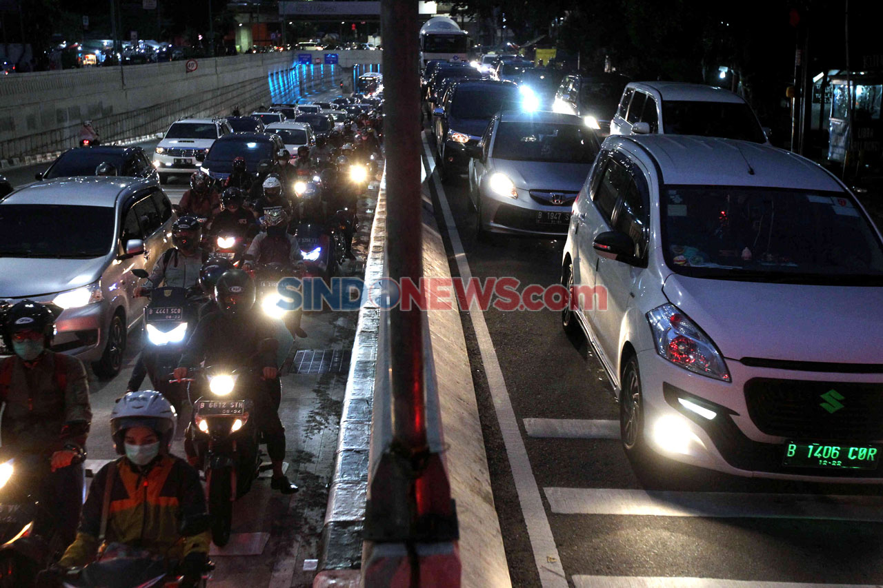 Jelang Berakhirnya PSBB,...