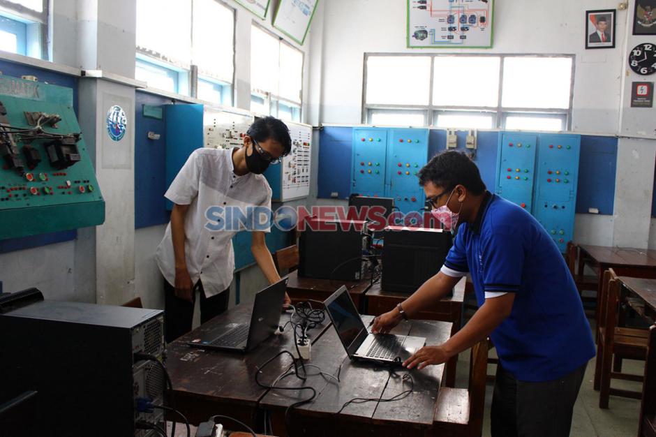 Persiapan Ujian Berbasis...