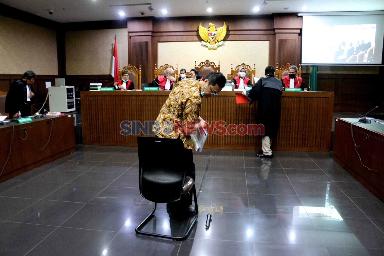 Kasus Suap Jiwasraya,...