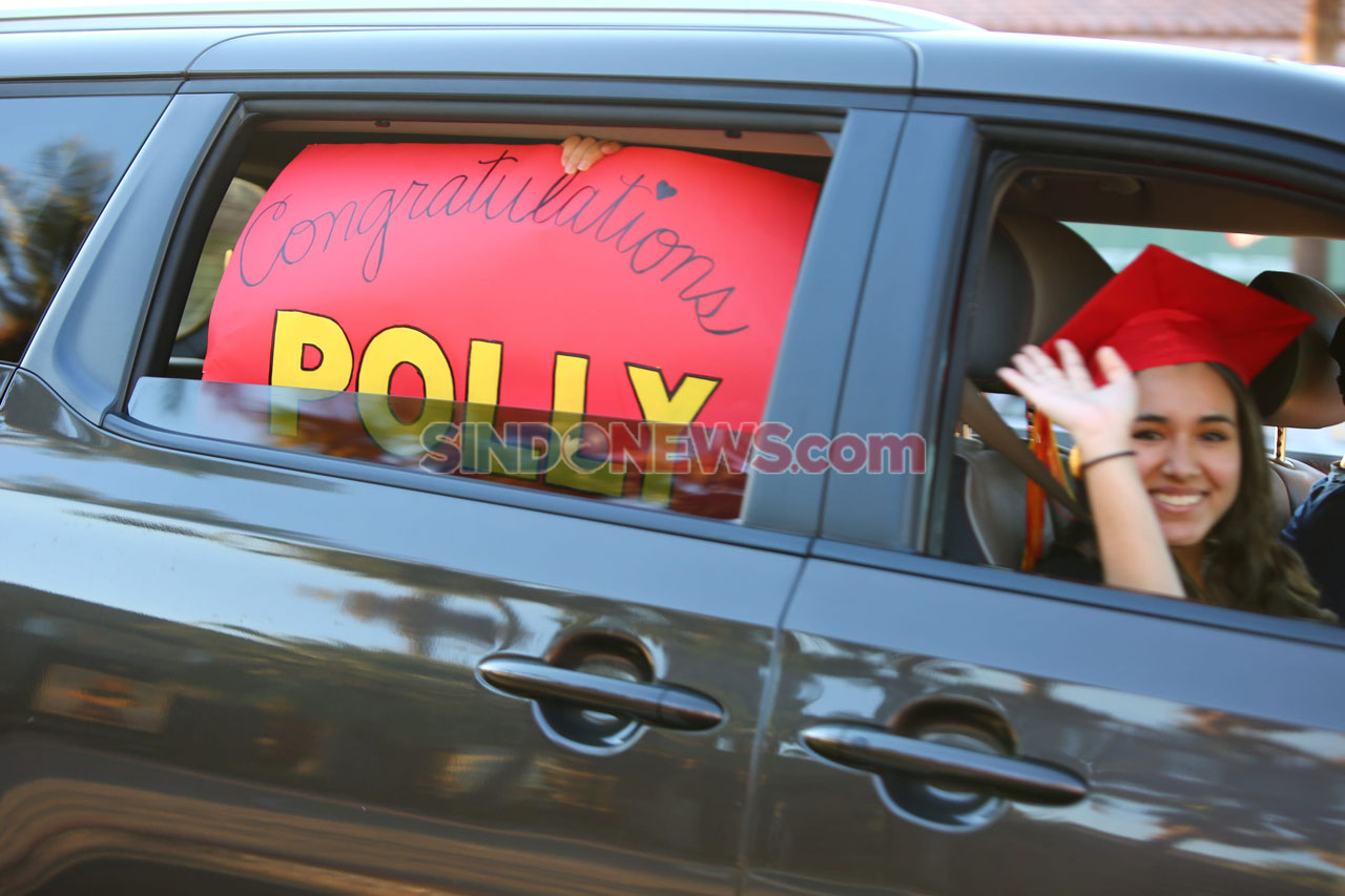 Belasan Mobil Klasik...