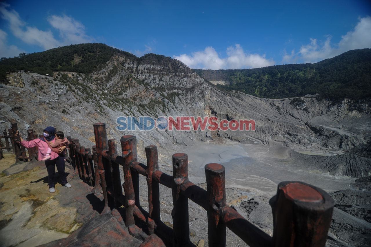 Wisata Alam Gunung Tangkuban...
