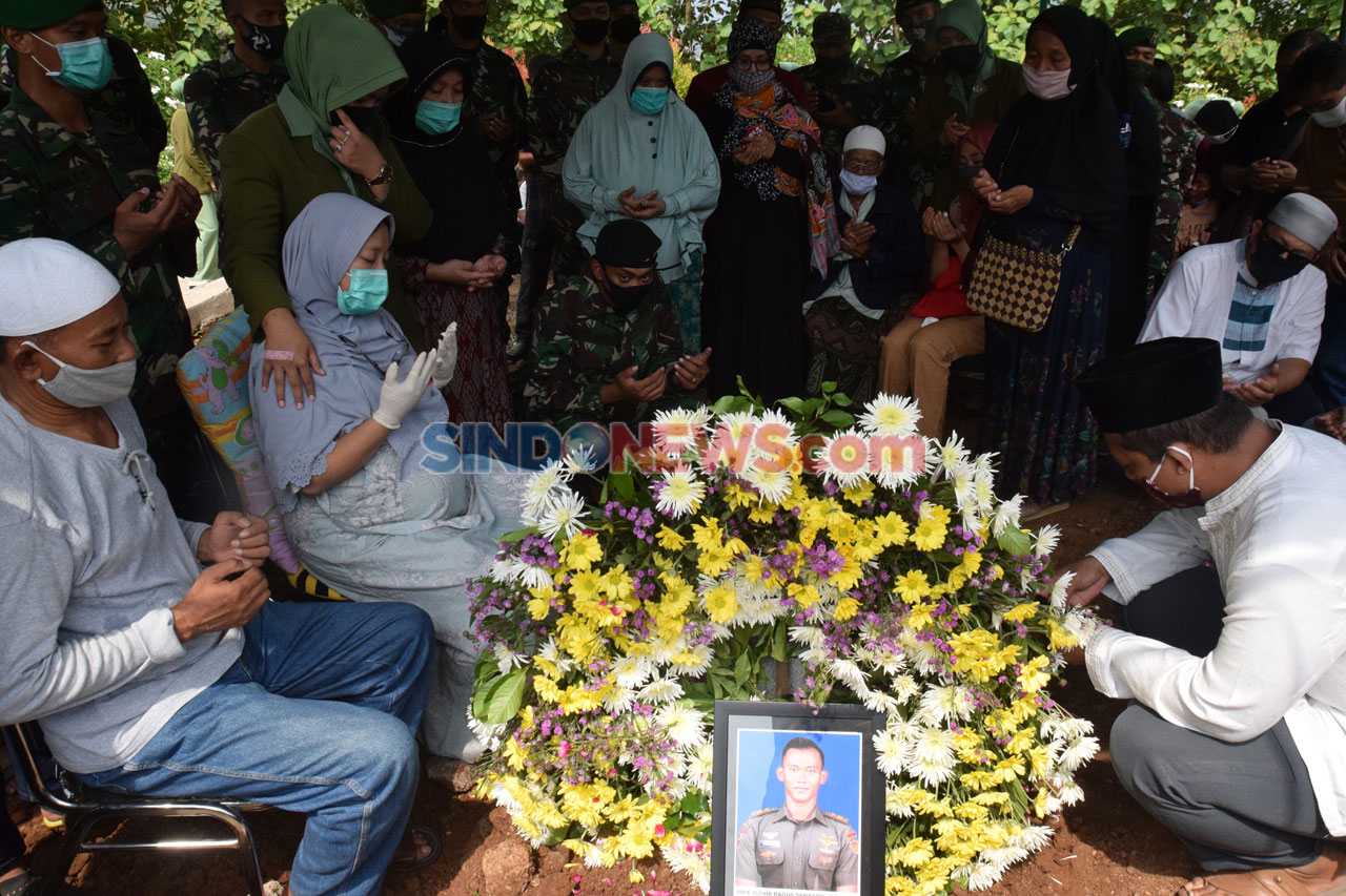 Suasana Haru Iringi...