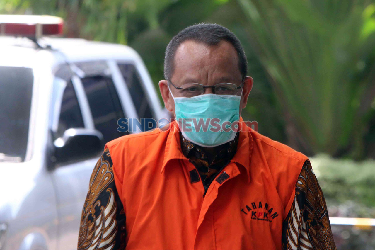 KPK Lanjutkan Pemeriksaan...
