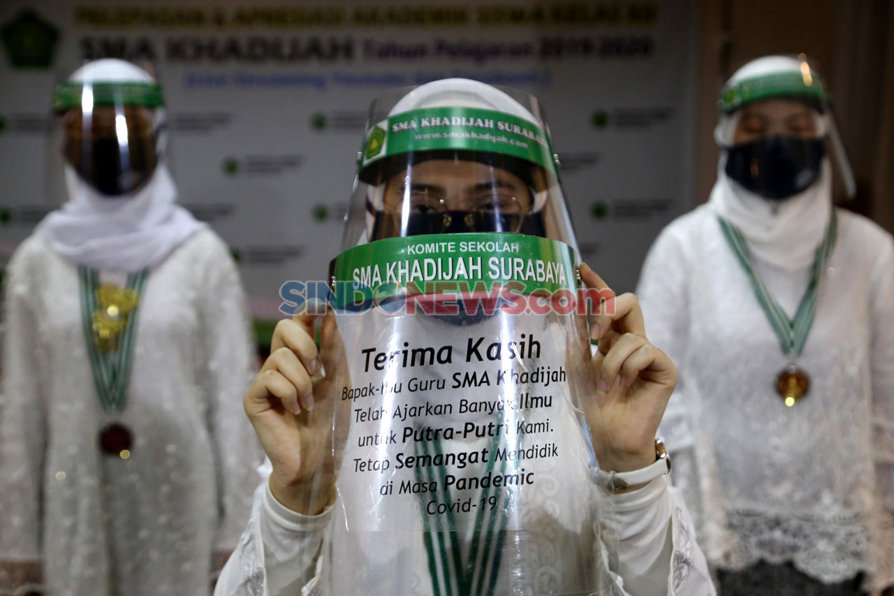 Di Tengah Pandemi, SMA...