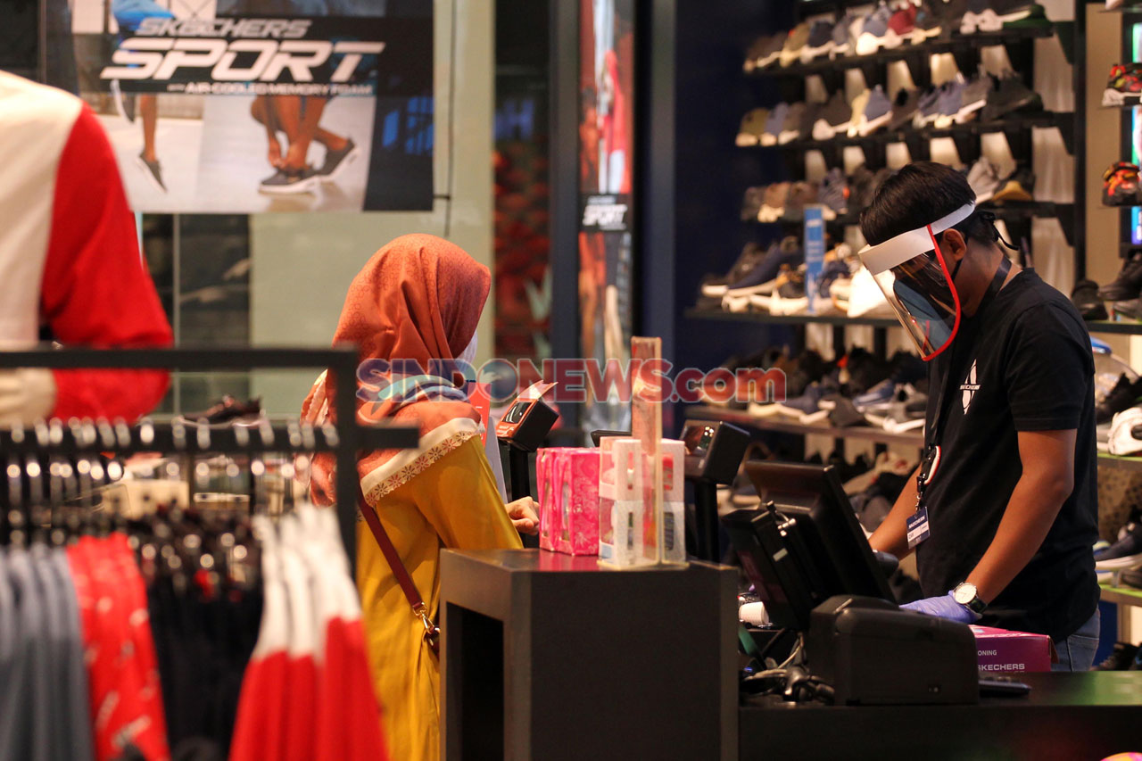Senayan City Hadirkan...