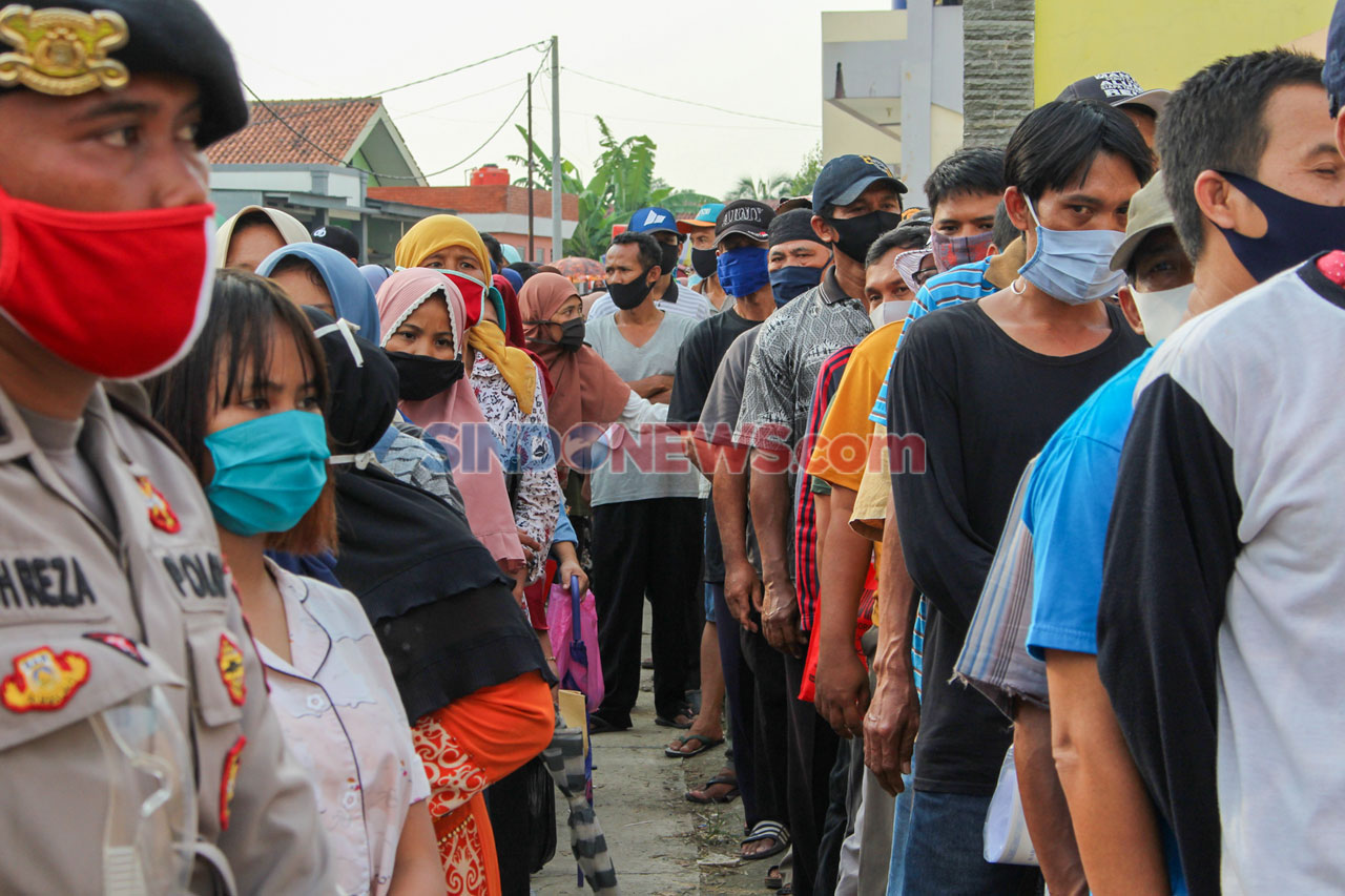 Ratusan Warga Jayanti...