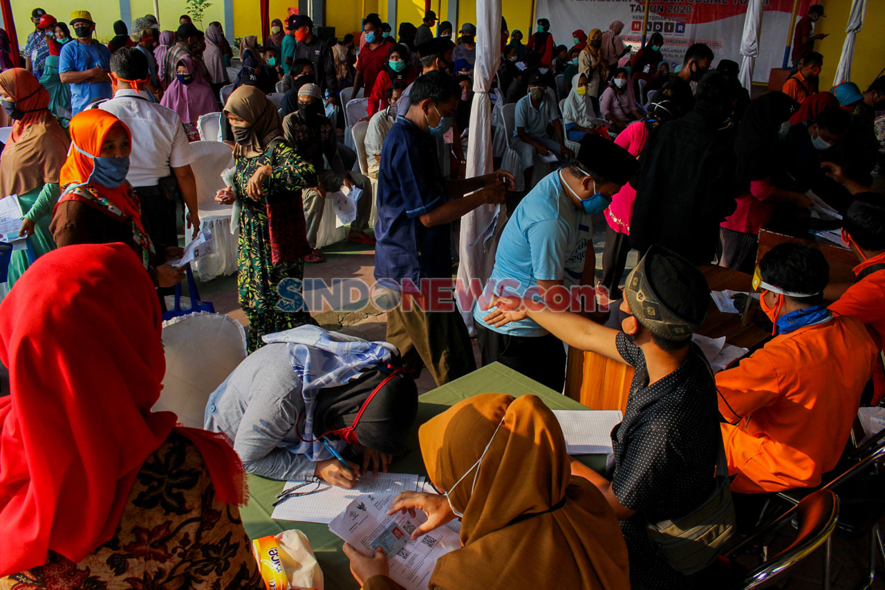 Ratusan Warga Jayanti...