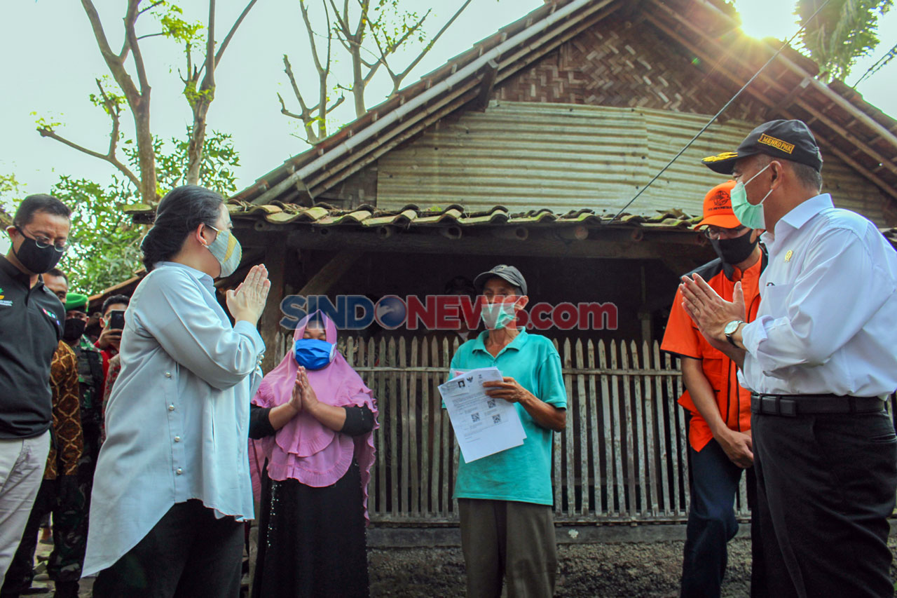 Ketua DPR Serahkan Bantuan...