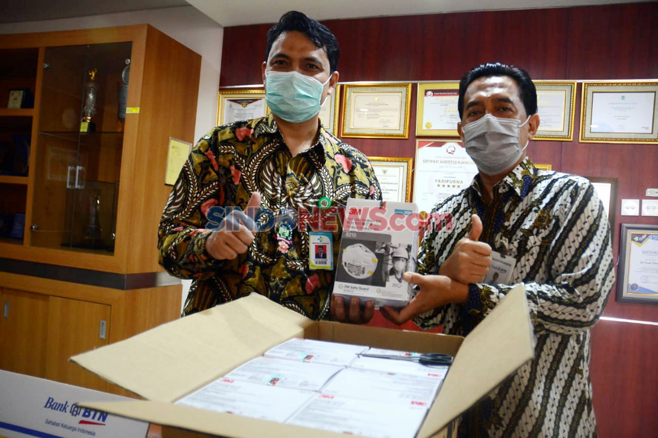BTN Serahkan Bantuan...