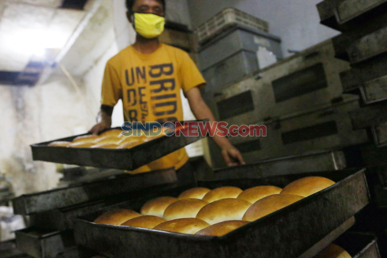 Produksi Roti Rumahan...