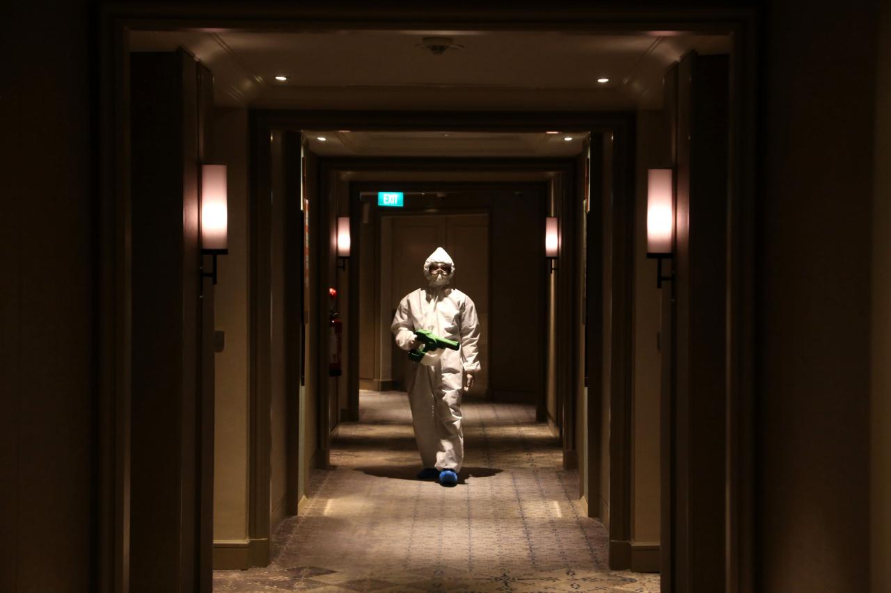 Hotel Shangri-La Surabaya...