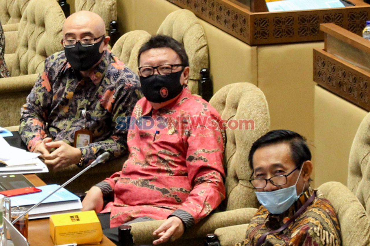 Menpan RB Raker dengan...