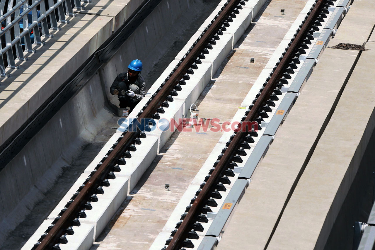 Proyek LRT Jabodebek...