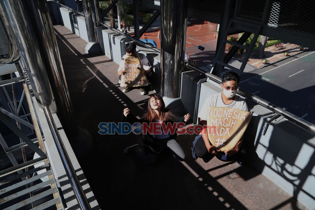 Seniman Surabaya Gelar...