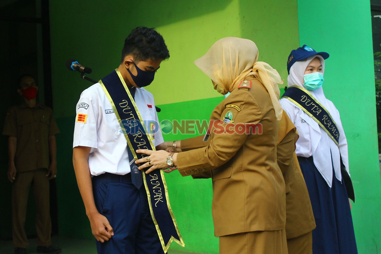 SMAN 2 Bekasi Gelar...