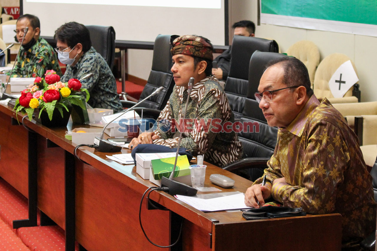 Seminar Fraksi PPP:...