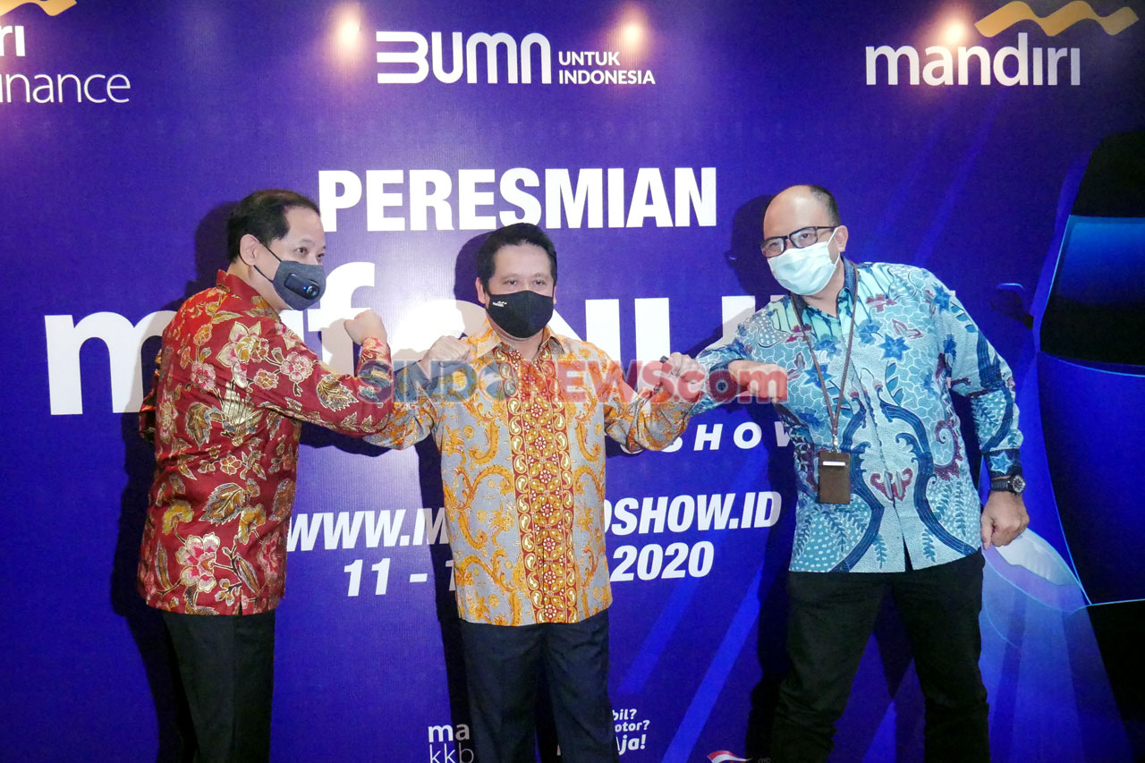 Mandiri Utama Finance...