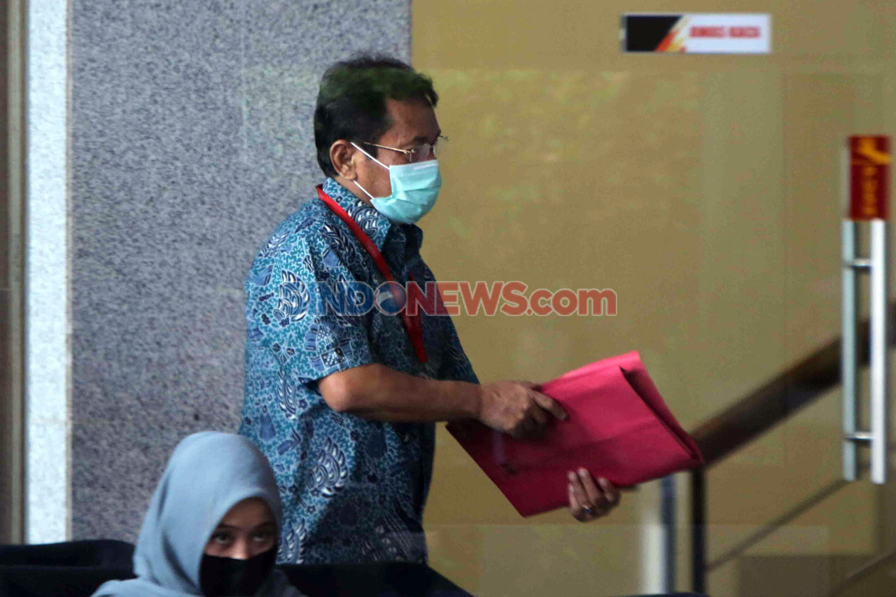 KPK Periksa Mantan Bupati...
