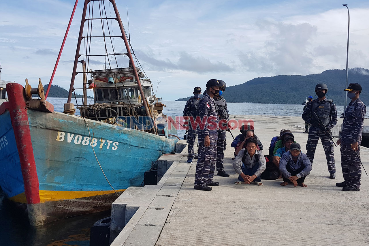 KRI Yos Sudarso-353...