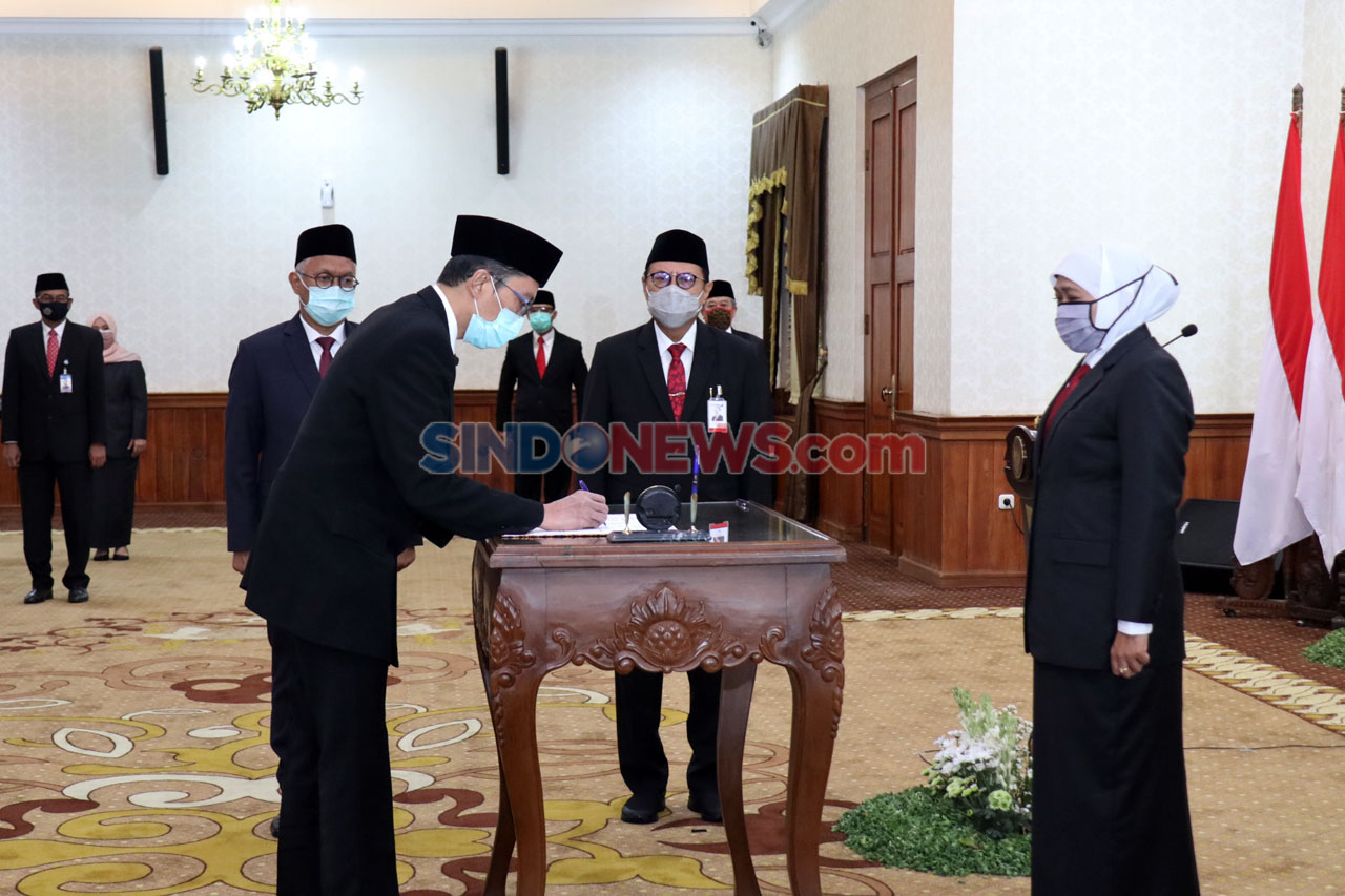 Busrul Iman Resmi Jabat...