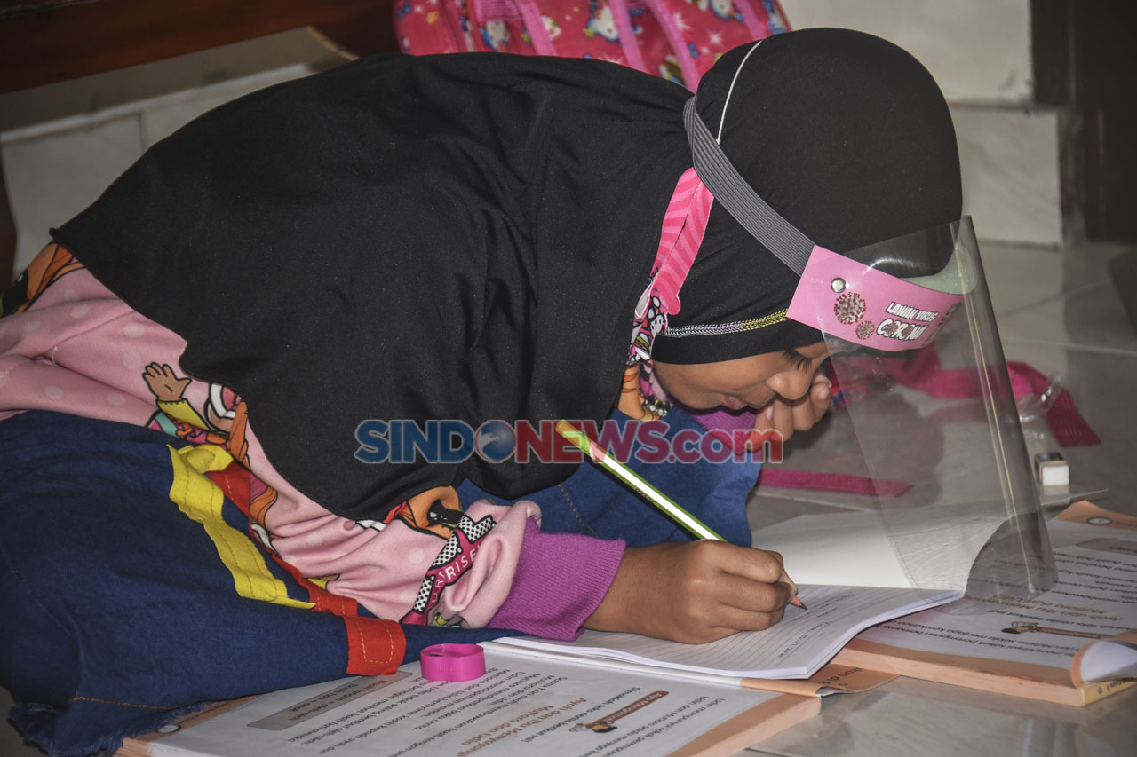 Datangi Rumah Murid,...