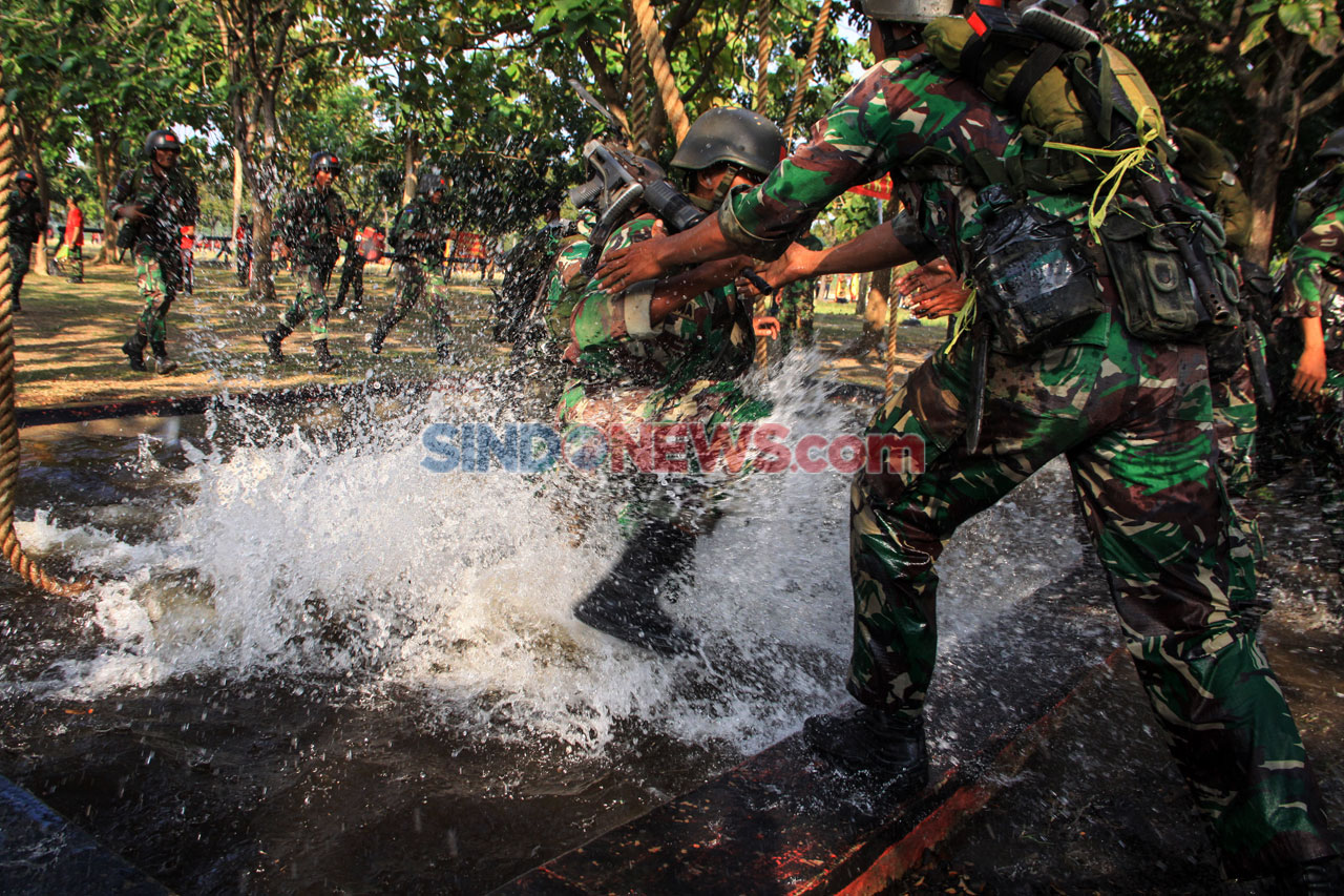 Prajurit Marinir Ikuti...