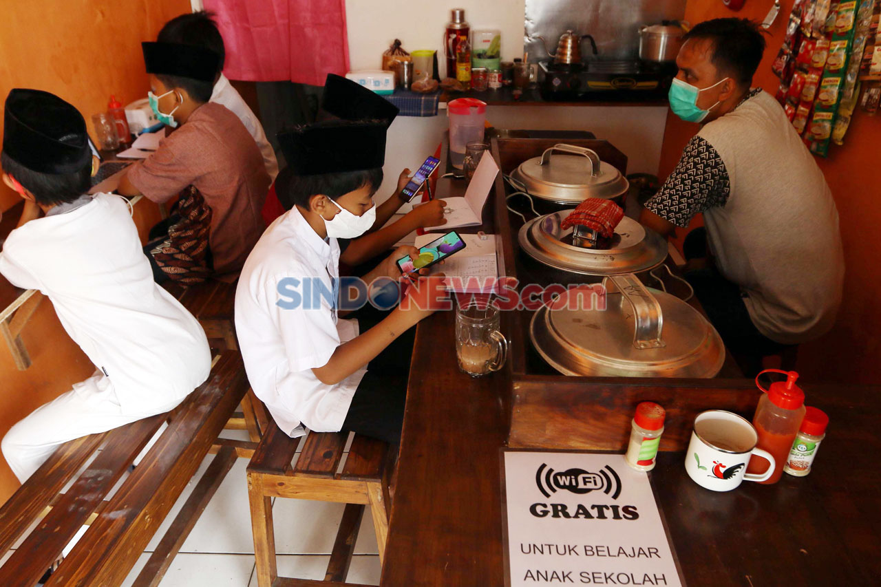 Warkop di Tangerang...