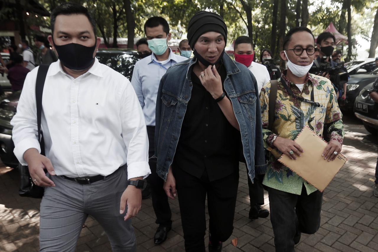 Musisi Anji Jalani Pemeriksaan...