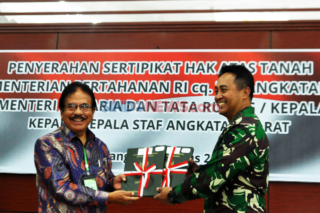 KSAD Terima Sertifikat...