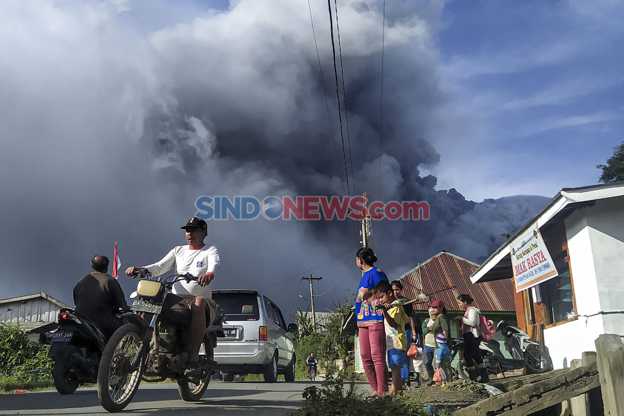 Gunung Sinabung Kembali...