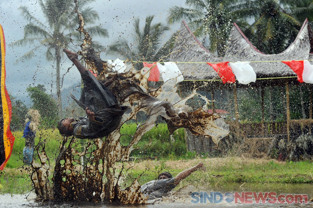 Silek Lanyah Sambut...